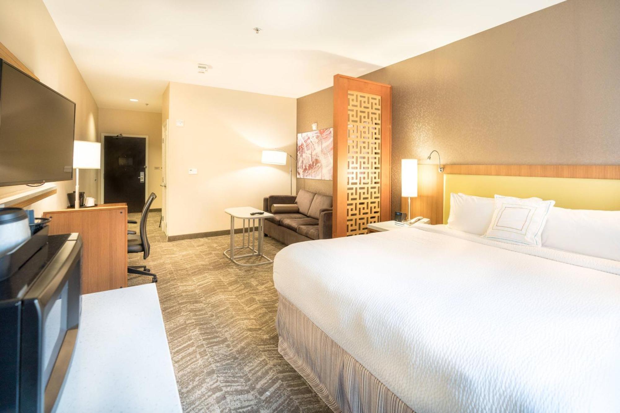 Springhill Suites By Marriott Denton Luaran gambar