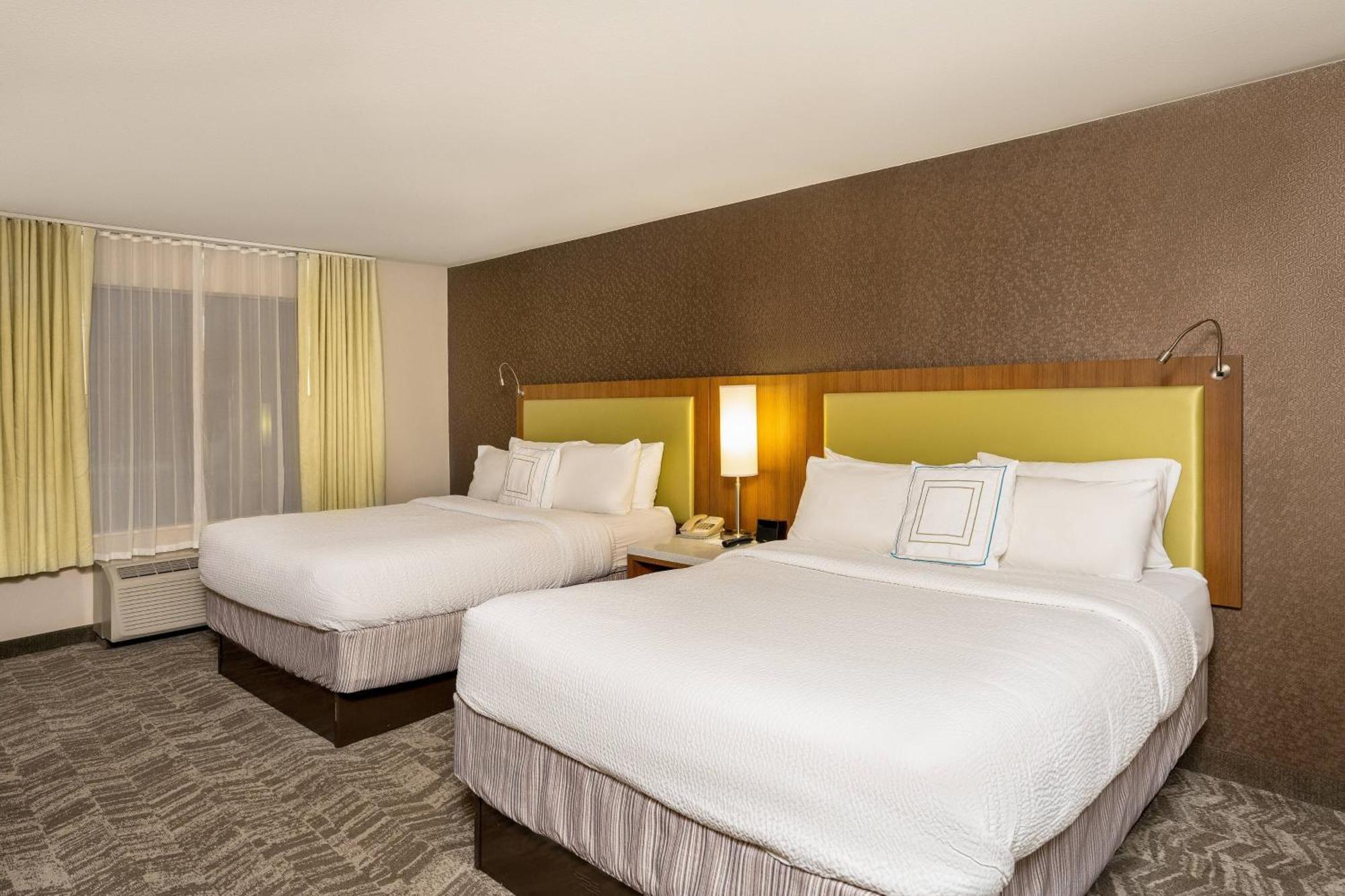 Springhill Suites By Marriott Denton Luaran gambar