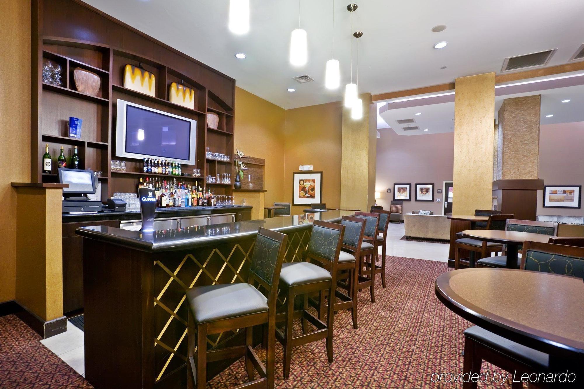 Springhill Suites By Marriott Denton Luaran gambar