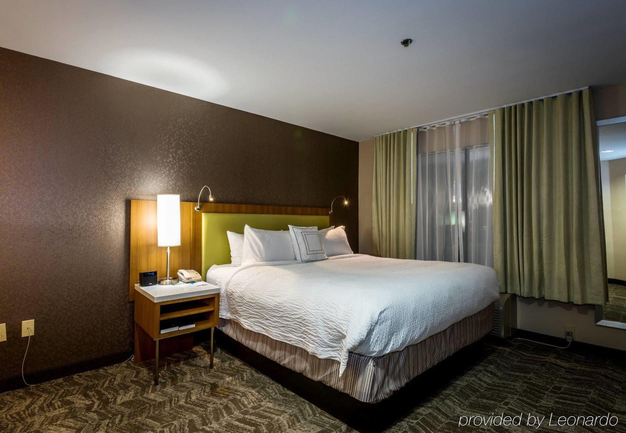 Springhill Suites By Marriott Denton Luaran gambar